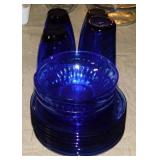 Cobalt glass: 3 salad / cereal bowls - 8 dessert