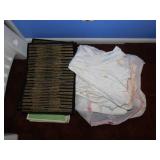 Lenox tablecloths - Several sets of placemats