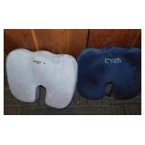 2 coccyx seat cushions - New chair canopies