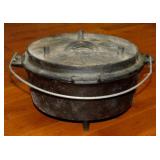Lewis & Clark cast iron 6 qt. dutch oven with