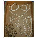 Seashell bracelets & necklaces - Wooden bead