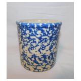 RRP Robinson Ransbottom Pottery one quart crock