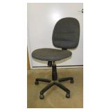 Tweed upholstered office chair on casters