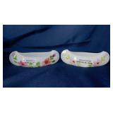 2 souvenir milk glass canoes, 6" long