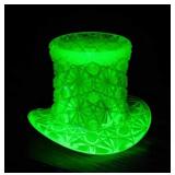Fenton vaseline uranium glass Daisy & Button