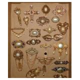 Vintage faux pearl brooch pins