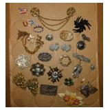 Vintage brooch pins: 2 Gerry