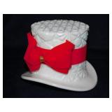 Milk glass Daisy & Button top hat, 3.5" tall -