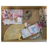 Ladies vintage costume jewelry: Necklaces & more