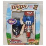 New M&M
