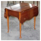 Double drop leaf side table w/ drawer