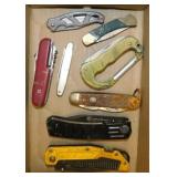 Pocket knives: Smith & Wesson Bullseye -