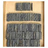 Antique wood typesetters blocks: Letters, numbers