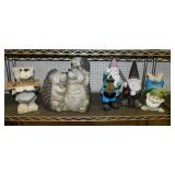 Garden yard art statues: Welcome bear, 12" tall -