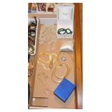 Ladies necklaces: Rope - Faux pearl & more