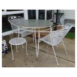 Vintage metal mesh glass top patio bistro table w/