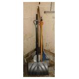 Long handled tools: Shovels - Rakes - Brooms &