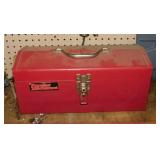 Popular Mechanics metal toolbox w/ tray, 16" wide