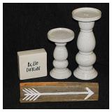 Primitive home dï¿½cor: Directional arrow wooden