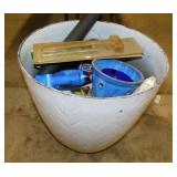 Outdoor & gardening supplies: Planters - Bayer