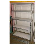 Metal & wood warehouse shelving unit, 5 shelves