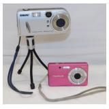 Sony Cyber-Shot digital camera w/ tripod &