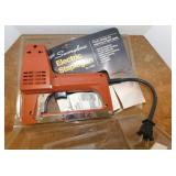 Swingline electric staple gun in box - Archer 16