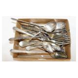 Antique silverplate silverware: 16 spoons -