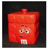 M&M