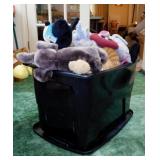 Storage tote w/ lid - Plush toy animals