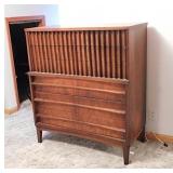 Mid Century walnut 5 drawer dresser,