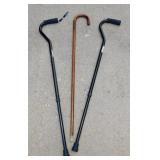 Wooden cane - 2 aluminum adjustable canes