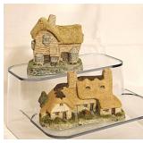 2 David Winter cottages: The Village Shop -