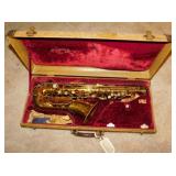 1951 King Zephyr alto saxophone w/ red velvet