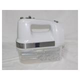 Kenmore 5 speed hand mixer w/ beater & dough