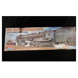 4 vintage railroad train model kits in boxes: