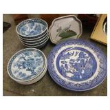 Porcelain dishes: 10 Japan plates & bowls w/