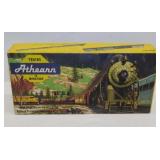 2 vintage empty boxes: Athearn railroad trains -