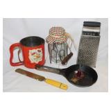 Vintage kitchen items: Androck Hand-i-Sift