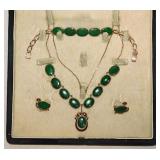 10K yellow gold & Jadeite jewelry set:
