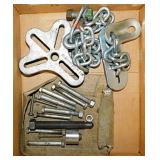 Heavy duty gear puller