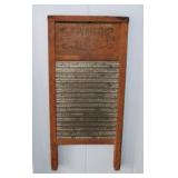 Vintage Busy Bee no. 16 wooden washboard,