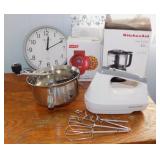 New Dash gingerbread man waffle maker in box