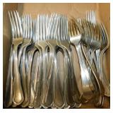 42 National plate dinner forks