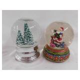 12 snow globes