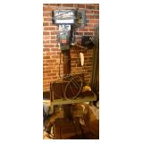 Delta Mod 70-200 Pedestal Drill Press