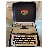 SCM Smith coronon Classic 12 Typewriter