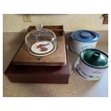 Cheese cutting board with glass domed lid with