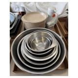 microwaveable casserole dish with lid, bakeware