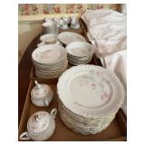 91 pc ï¿½Winterlingï¿½ Bavarian fine china dinnerware